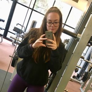 Meet your Posher, Caylene